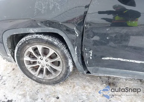 2018 Jeep Cherokee Latitude 4X4 from USA, damaged, VIN 1C4PJMCB4JD515531